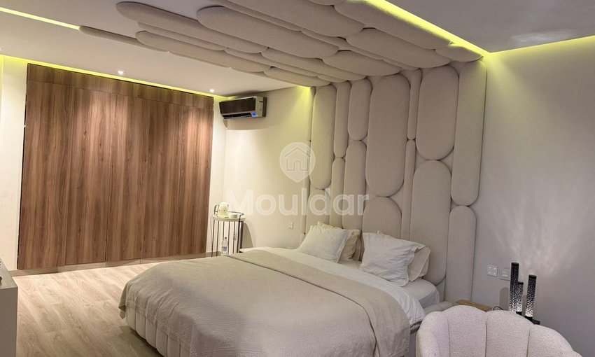 Casablanca'da balkonlu ve şömineli geniş bir daire - view 6