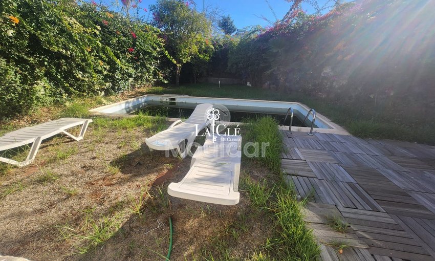 فيلا فاخرة في الدار البيضاء: أناقة وراحة لا تضاهى - view 15