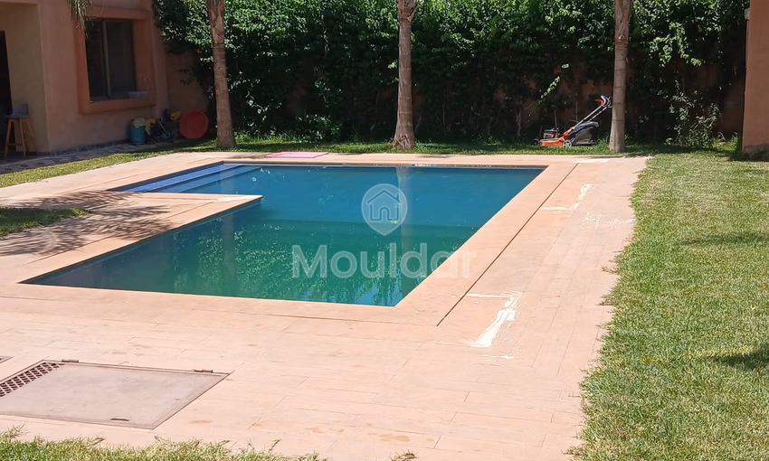 Luxury Villa in Marrakech: Comfort, Pool, and Garden