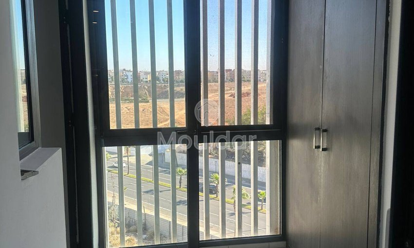 شقة رائعة للايجار بإطلالة على البحر، عين دياب - view 5