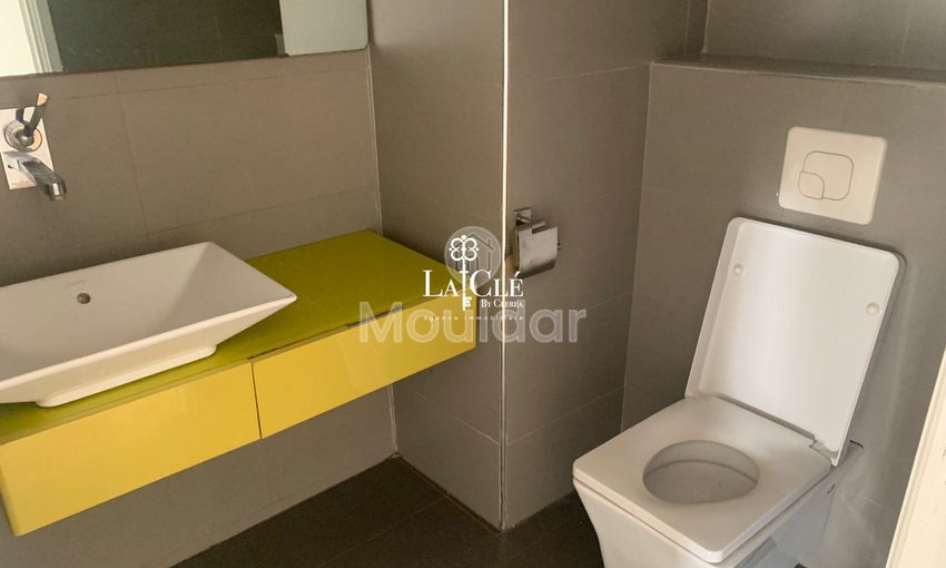 Charming 3-Bedroom Apartment for Sale in Racine, Casablanca - view 9