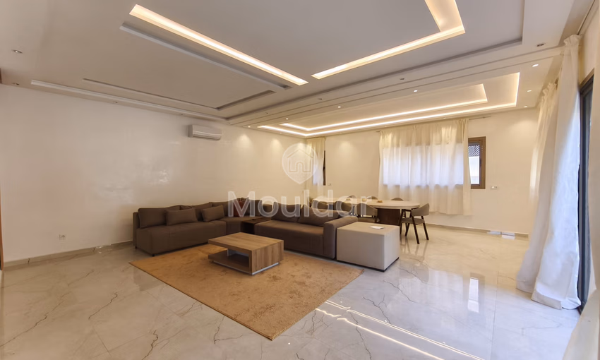 Villa de Lujo en Marrakech: 5 Habitaciones, Piscina y Seguridad