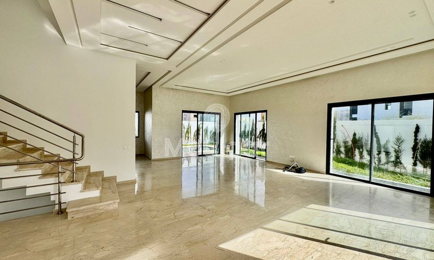 Villa de Rêve à Dar Bouazza : Espaces Luxueux et Confort - view 2