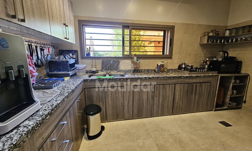 Vila Luxuosa em Marrakesh com Piscina e Jardim Verdoso - view 16