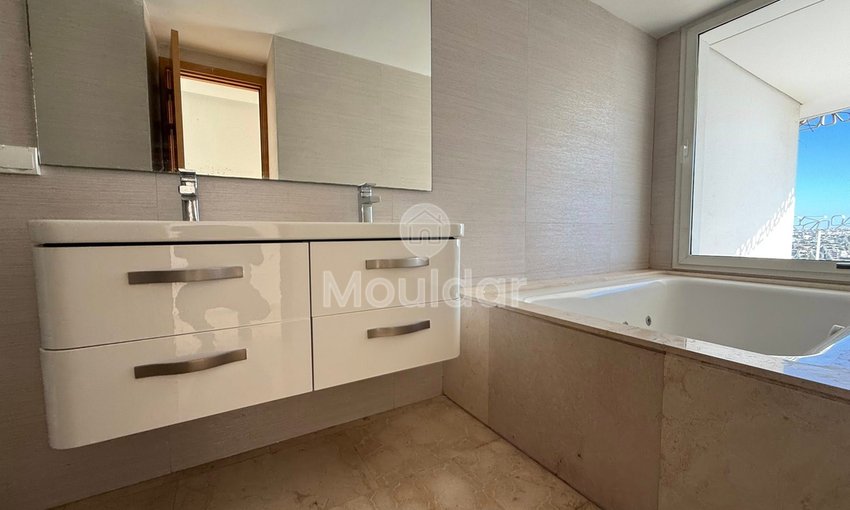 بنتهاوس فاخر في الدار البيضاء: راحة وأناقة للإيجار - view 12