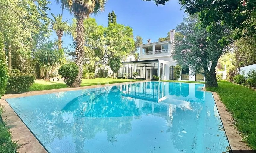 فيلا مفروشة للإيجار في الدار البيضاء: الفخامة والراحة - view 11