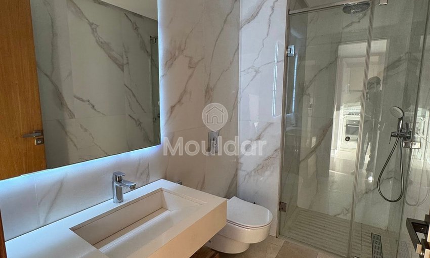 Casablanca'da güvenlik ve teras ile modern bir kiralık stüdyo - view 6