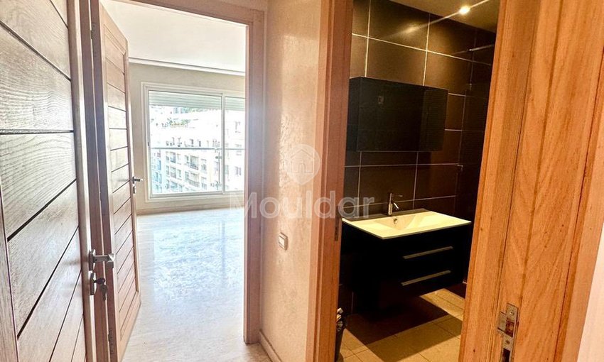 Modern 3 Bedroom Apartment for Sale in Casablanca - Racine - view 8