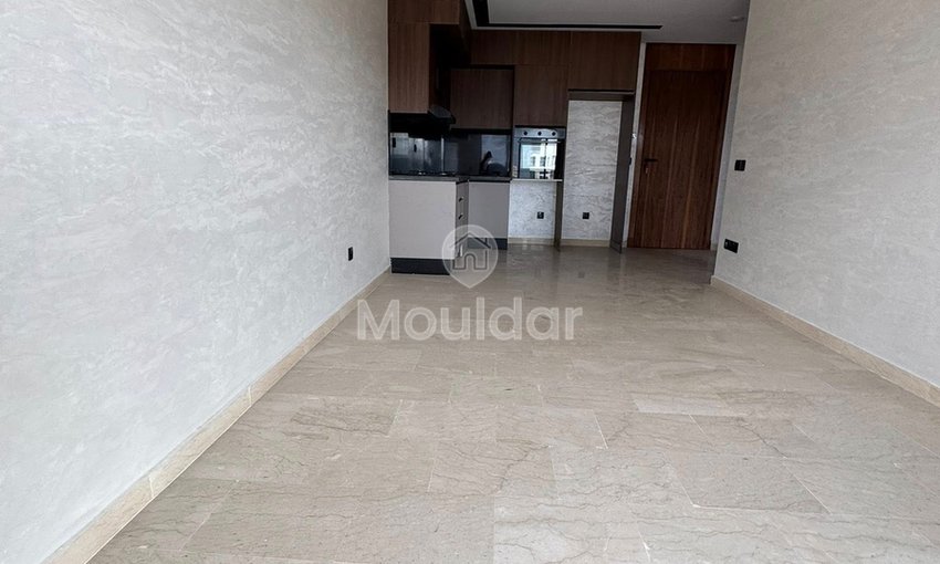 Studio à Louer à Casablanca avec Terrasse et Ascenseur - view 4