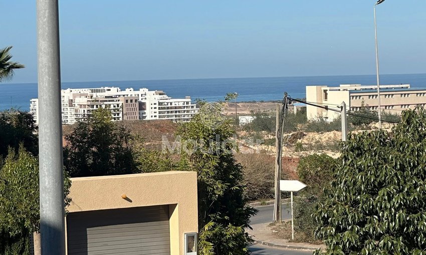 فيلا رائعة في الدار البيضاء: ٤ غرف نوم، مسبح وأمن - view 6