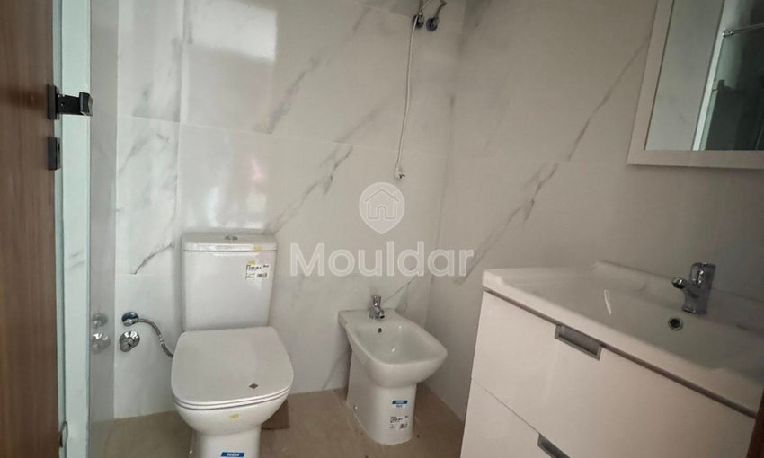 Studio à Louer à Casablanca avec Terrasse et Ascenseur - view 8