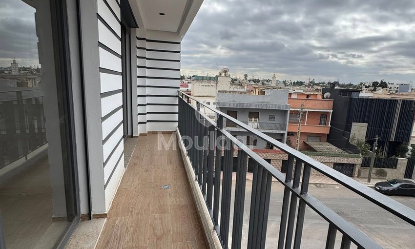 Studio à Louer à Casablanca avec Terrasse et Ascenseur - view 5