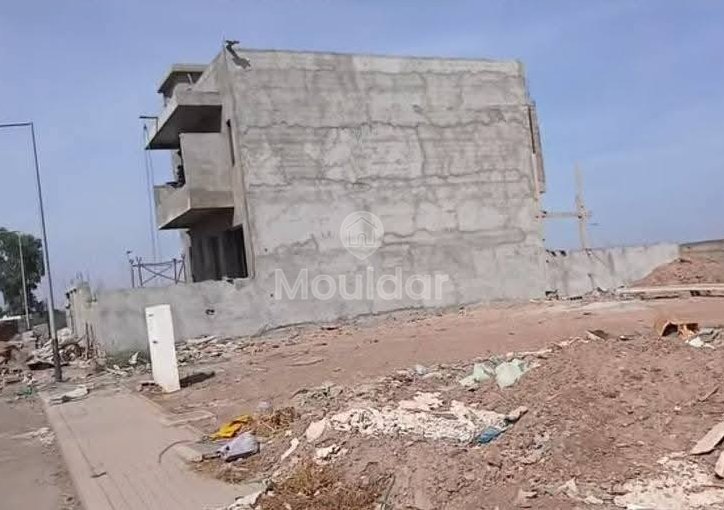Terreno in vendita a Marrakech: Villa con piscina e giardino - view 2