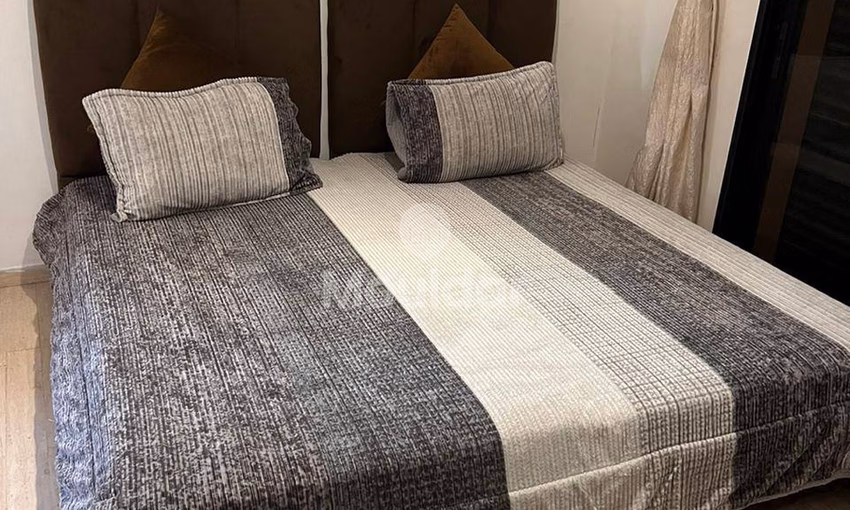 Luxury Villa in Marrakech: Garden, Pool, and Security