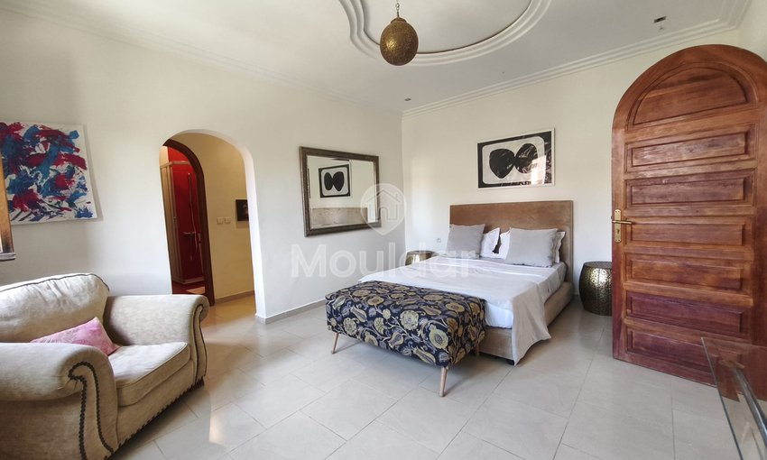 فيلا فاخرة للإيجار في مراكش مع مسبح وحديقة - view 4