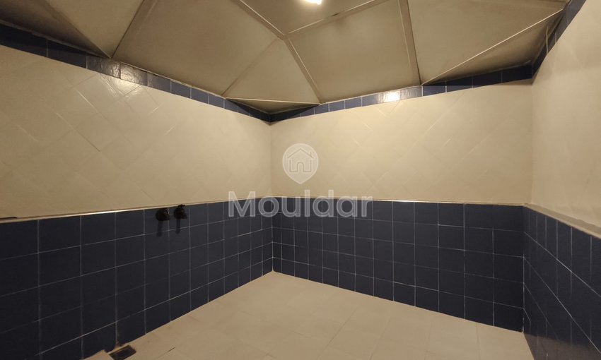 فيلا فاخرة للإيجار في مراكش مع مسبح وحديقة - view 16