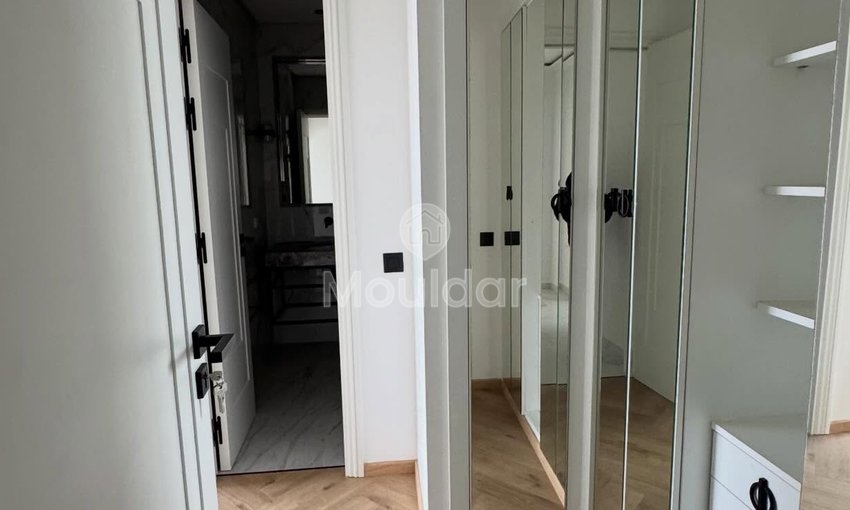 Aïn Diab'da Kiralık 3 Yatak Odalı Klimalı Daire - view 5