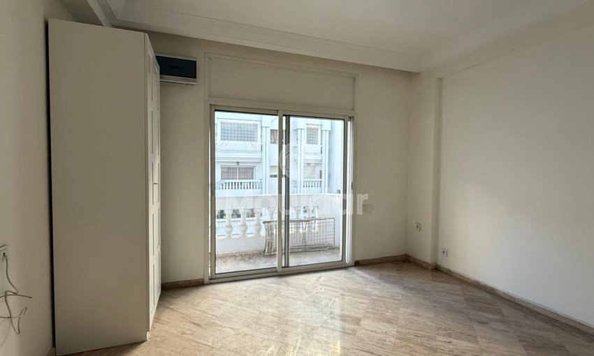 Charming 3-Bedroom Apartment for Sale in Casablanca - Racine - view 2