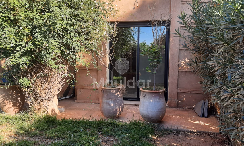 شقة للبيع في مراكش: حديقة، بركة سباحة وأمان شقة للبيع في مراكش: حديقة، بركة سباحة وأمان