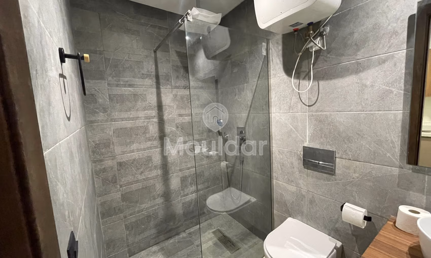 Studio à louer à Casablanca Bourgogne : Terrasse et Climatisation Studio à louer à Casablanca Bourgogne : Terrasse et Climatisation