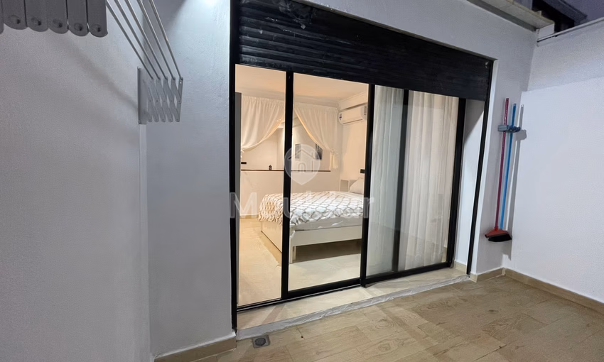 Studio à louer à Casablanca Bourgogne : Terrasse et Climatisation Studio à louer à Casablanca Bourgogne : Terrasse et Climatisation