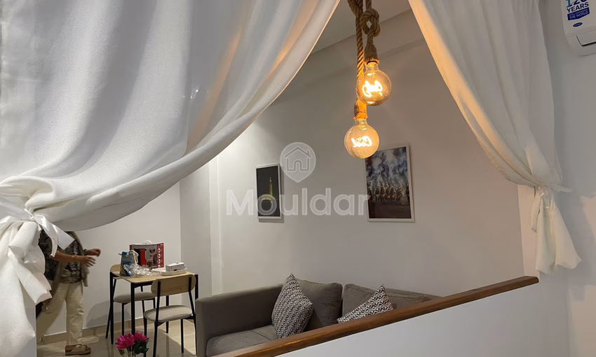 Studio à louer à Casablanca Bourgogne : Terrasse et Climatisation Studio à louer à Casablanca Bourgogne : Terrasse et Climatisation