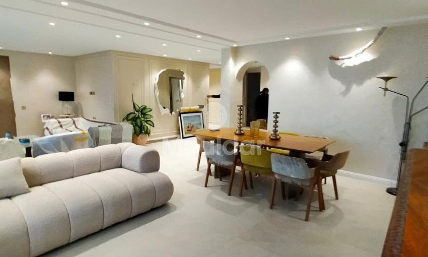Stunning 4-Bedroom Apartment with Terrace in Casablanca Racine - view 2