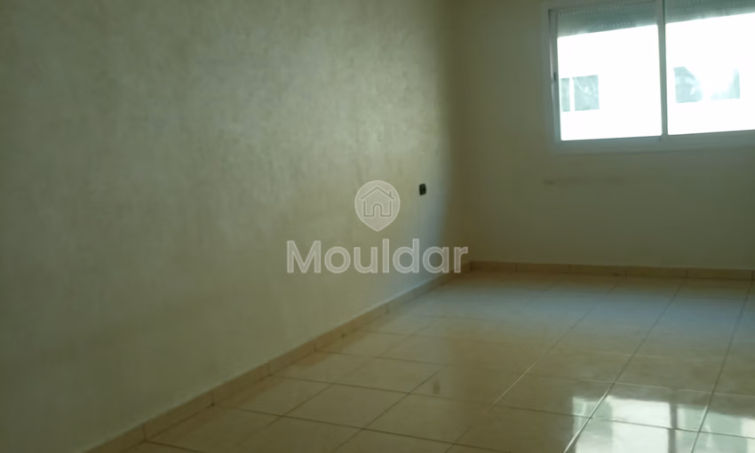 Apartment for Sale in Gueznaia: 75m² with Balcony Apartment for Sale in Gueznaia: 75m² with Balcony