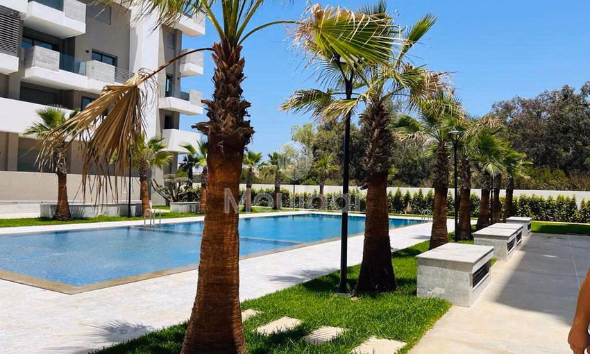 Charmant appartement à louer à Casablanca avec balcon et piscine Charmant appartement à louer à Casablanca avec balcon et piscine
