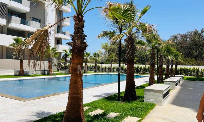 شقة جميلة للإيجار في الدار البيضاء مع شرفة وحمام سباحة - view 10