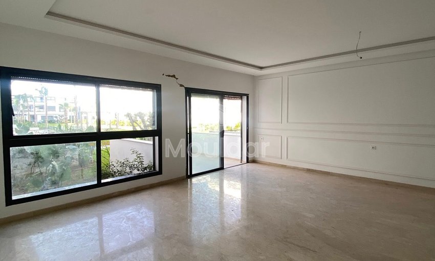 Prachtig Appartement met 4 Slaapkamers te Huur in Souissi, Rabat - view 2