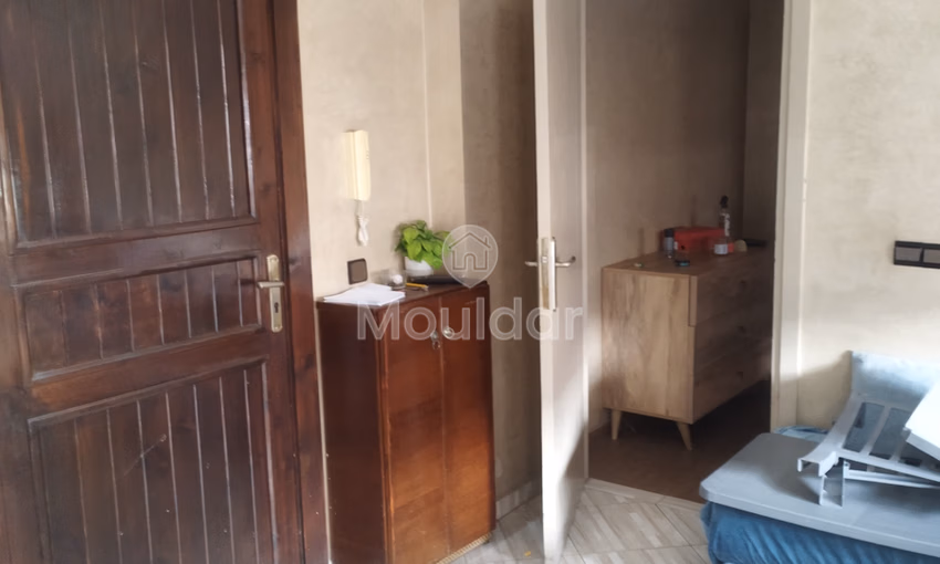 Studio à Louer à Casablanca - Roches Noires avec Terrasse