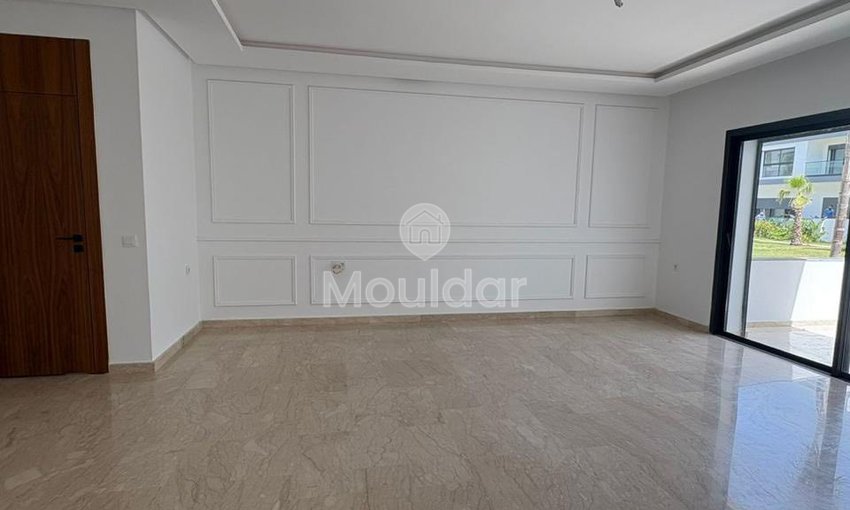 Prachtig Appartement met 4 Slaapkamers te Huur in Souissi, Rabat - view 3