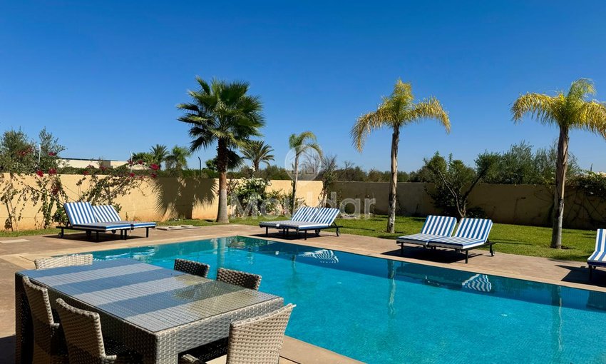 فيلا فاخرة في مراكش: هروب مع مسبح وحديقة - view 8