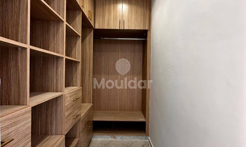 فيلا للبيع في مراكش: فخامة، مساحة، ومسبح - view 6