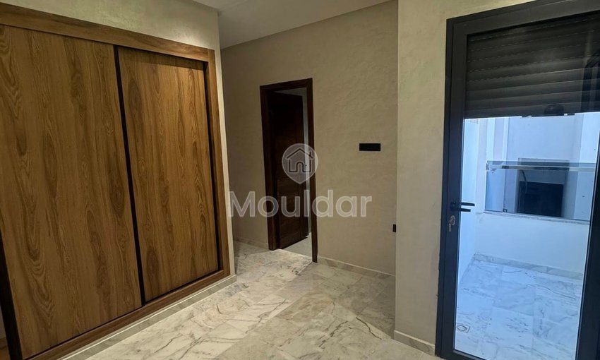 À venda: Apartamento luminoso de 3 quartos em Fez - view 5