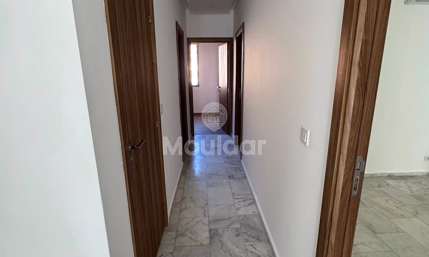 Bel Appartement 2 Chambres avec Balcon à Marrakech - Victor Hugo Bel Appartement 2 Chambres avec Balcon à Marrakech - Victor Hugo