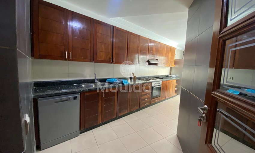 Luxury Apartment for Rent: 3 Bedrooms in Casablanca - view 19