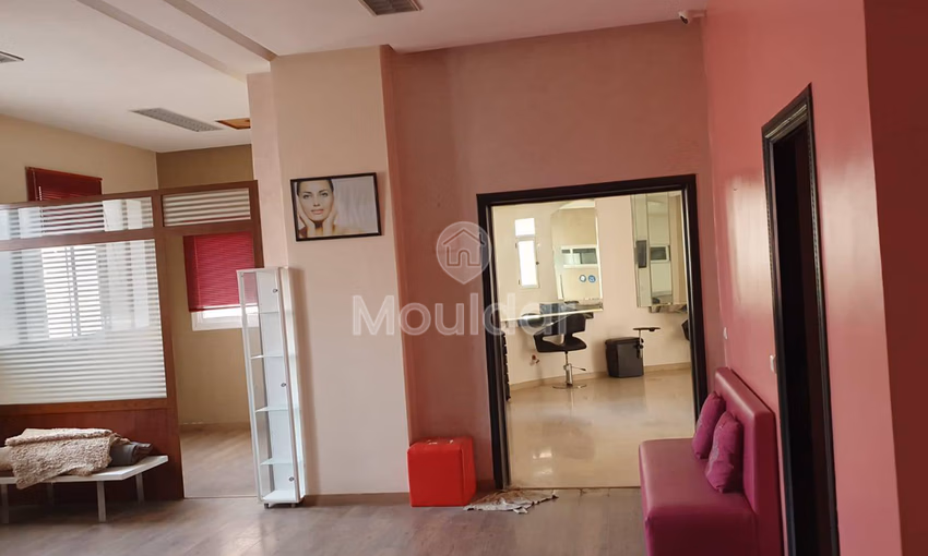 مبنى تجاري للبيع في الرباط - حي النهضة