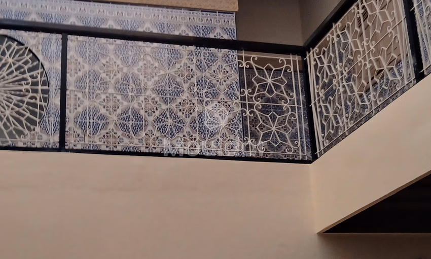 Riad en Venta en Marrakech: 7 Habitaciones con Terraza y Patio