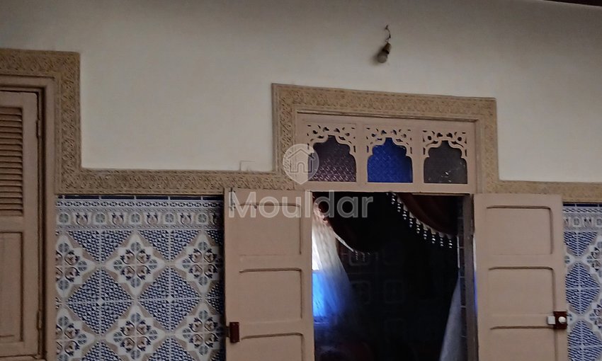 رياض للبيع في مراكش: 7 غرف مع تراس وفناء - view 14