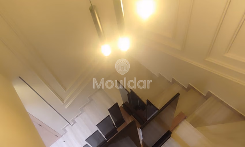 شقة دوبلكس للبيع: 3 غرف نوم مع مطبخ مجهز في مراكش شقة دوبلكس للبيع: 3 غرف نوم مع مطبخ مجهز في مراكش