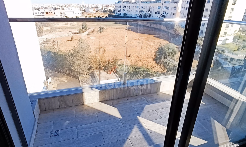 Estudio Moderno en Alquiler en Casablanca con Piscina y Balcón