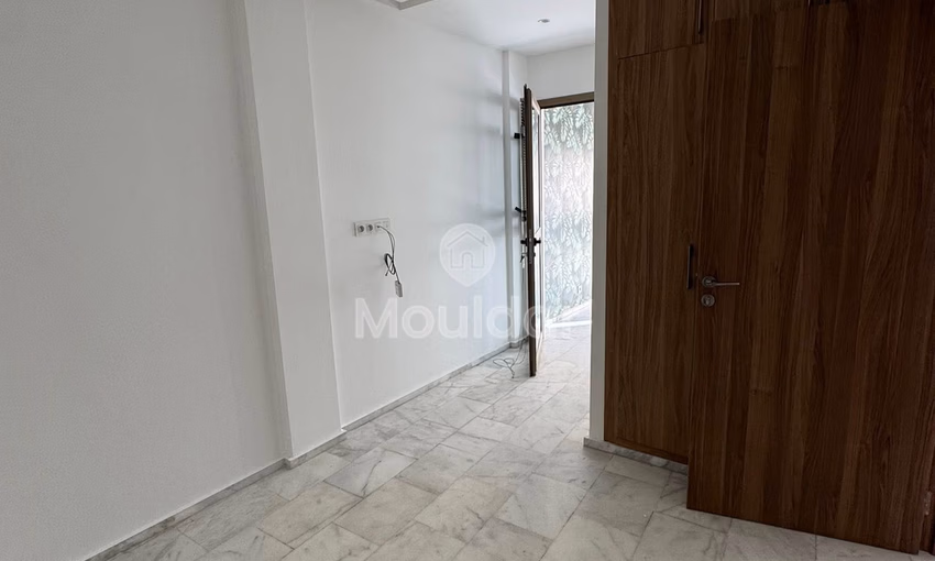 Bel Appartement 2 Chambres avec Balcon à Marrakech - Victor Hugo Bel Appartement 2 Chambres avec Balcon à Marrakech - Victor Hugo