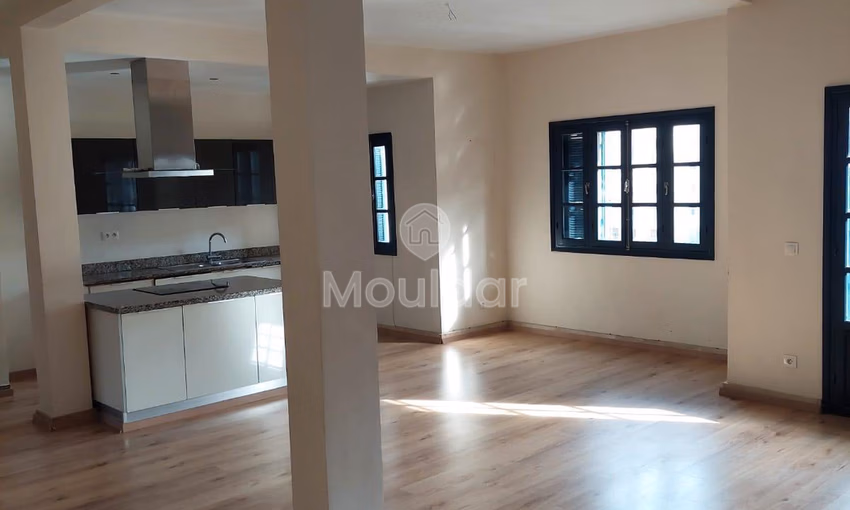 شقة للإيجار في طنجة: غرفتان في قلب المدينة شقة للإيجار في طنجة: غرفتان في قلب المدينة