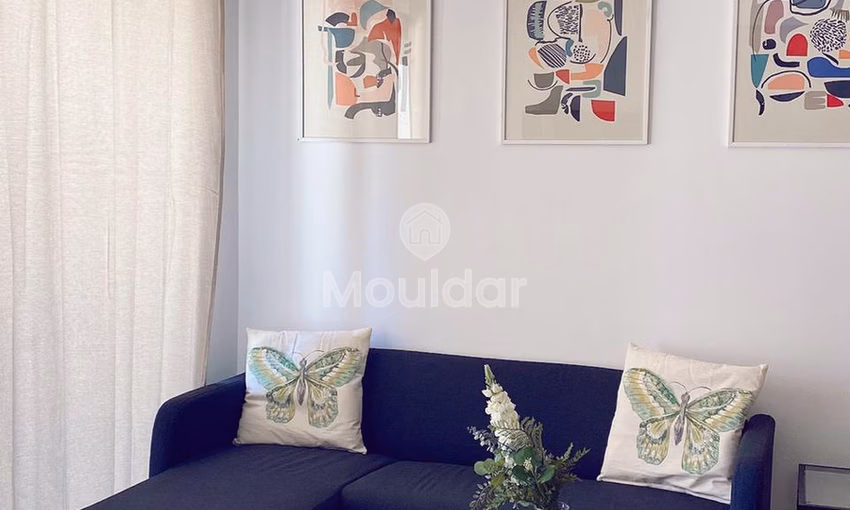 Studio à Louer avec Balcon à Casablanca - Ferme Bretone