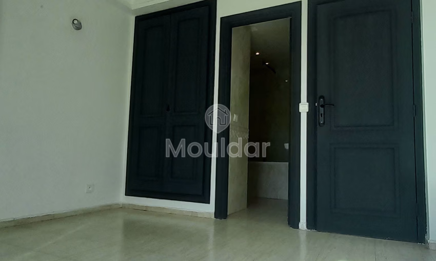 Charming 3-Bedroom Apartment for Rent in Gauthier, Casablanca Charming 3-Bedroom Apartment for Rent in Gauthier, Casablanca