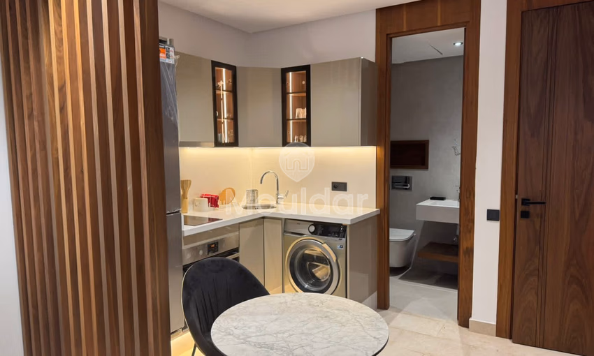 استوديو للإيجار في الدار البيضاء: مجهز، مؤمن، موقع مثالي