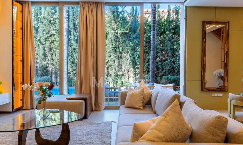 Villa Luxueuse à Marrakech : 3 Chambres avec Piscine et Sécurité Villa Luxueuse à Marrakech : 3 Chambres avec Piscine et Sécurité