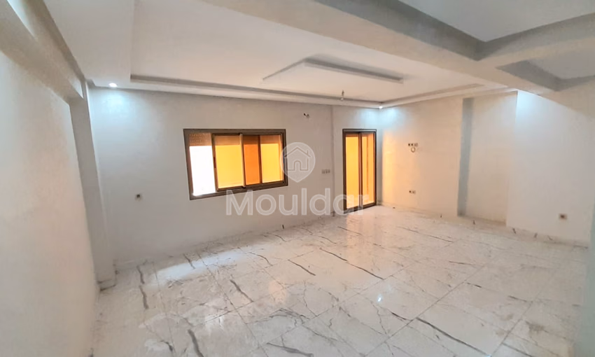 شقة دوبلكس للبيع في مراكش: الراحة والأمان مجتمعتان